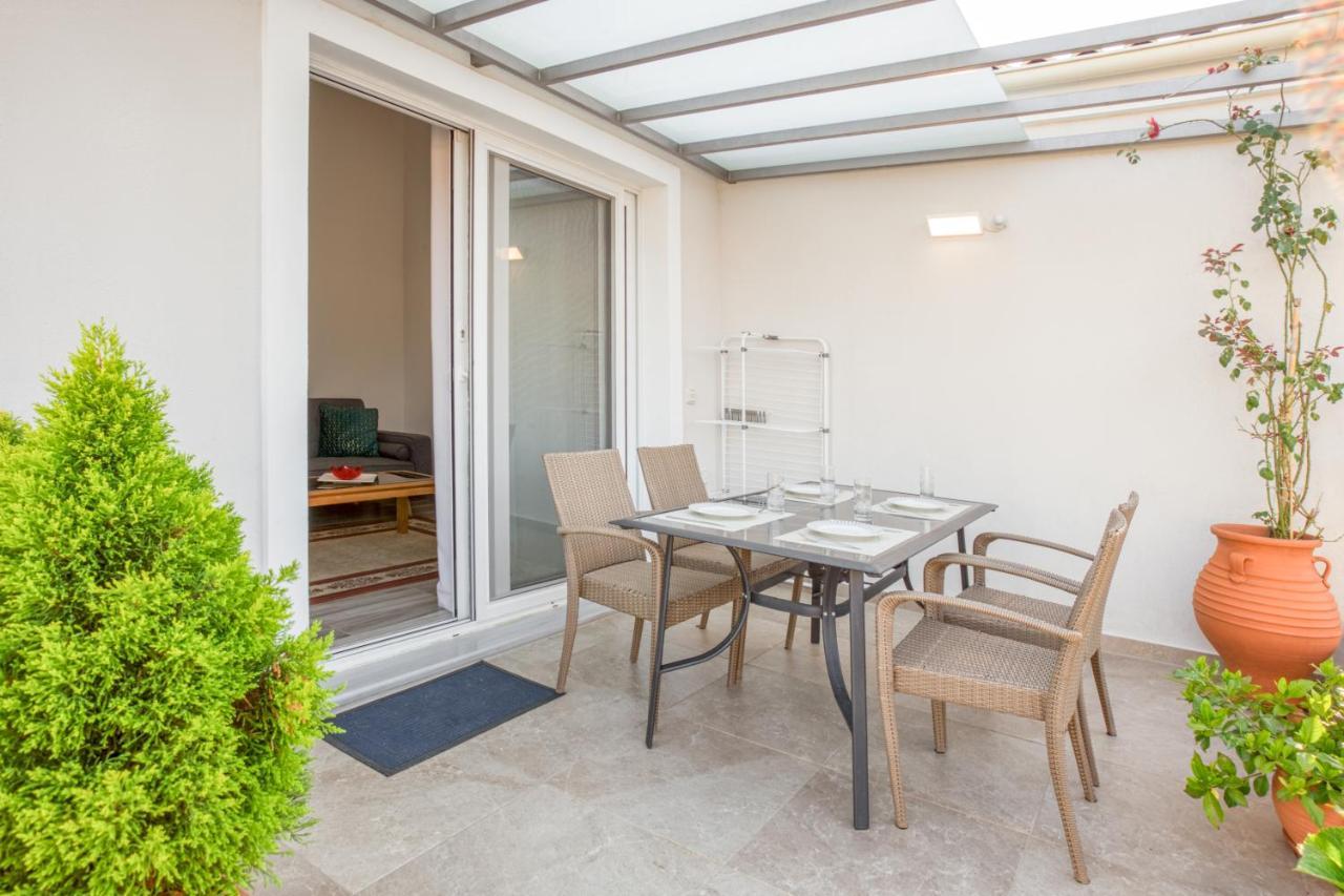 Antonis Apartments Kassiopi Eksteriør billede